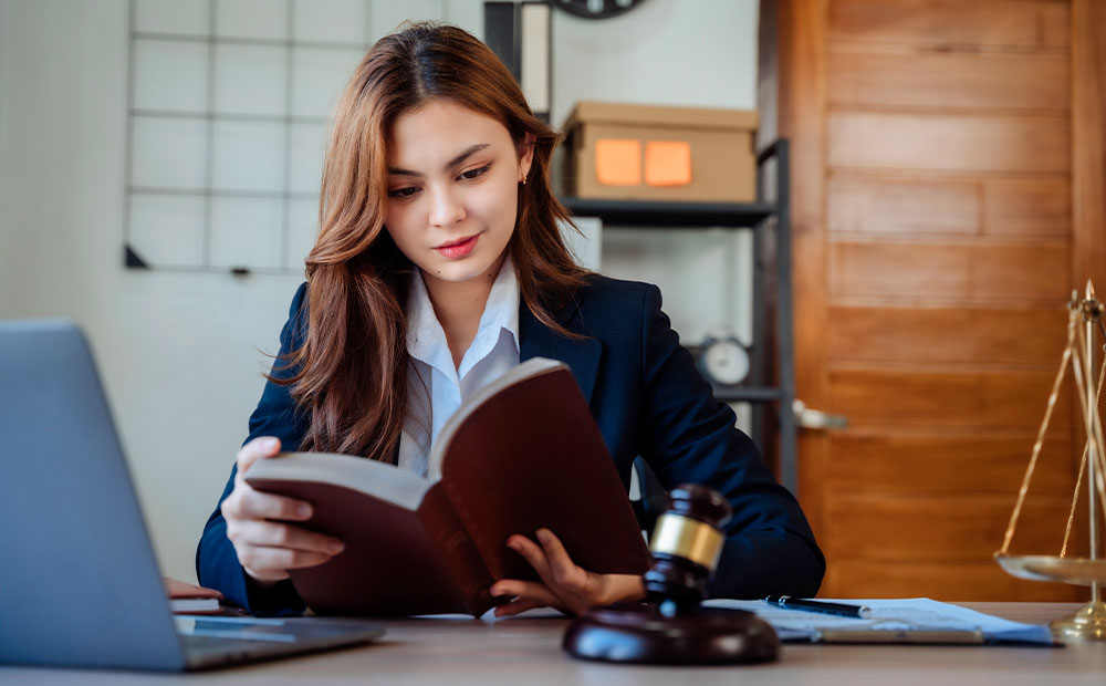 right personal injury lawyer
